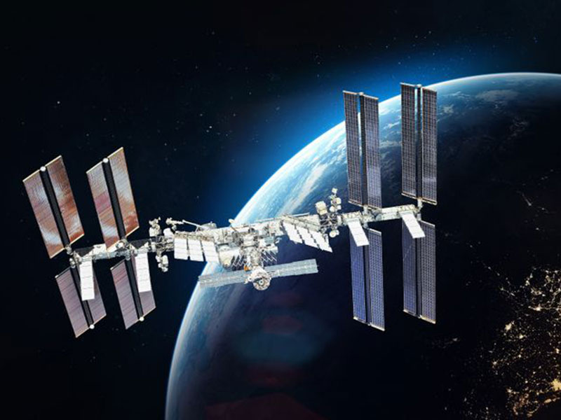 وصول القمر الاصطناعي الإماراتي-البحريني لمحطة الفضاء الدولية